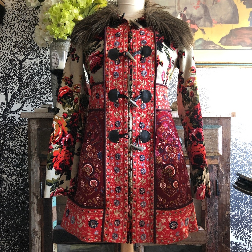 Anthropologie Elevenses Karelia Coat Size 0 Faux Fur Velvet Tapestry